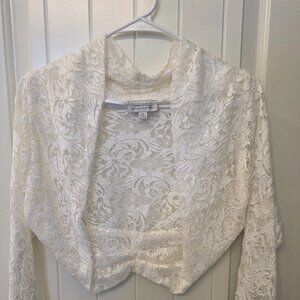 NWT Tahari Sequin Lace Evening Bolero – Sophisticated Shimmer